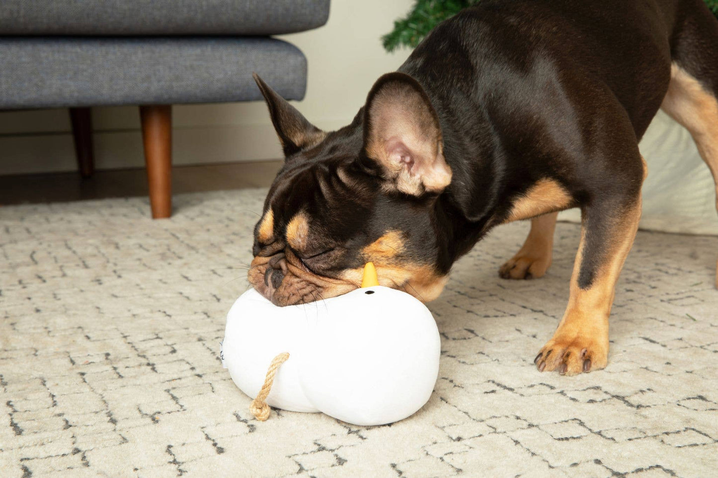 Marshmallow Snowman Rope & Plush Dog Toy